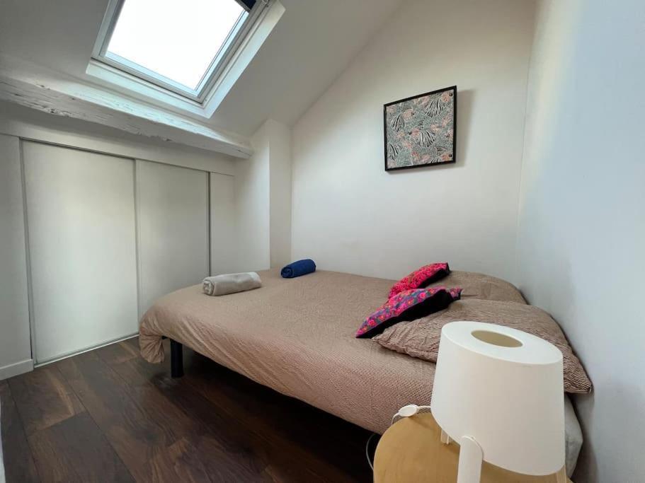 Bright Studio Apartment - Fontainebleau Luaran gambar