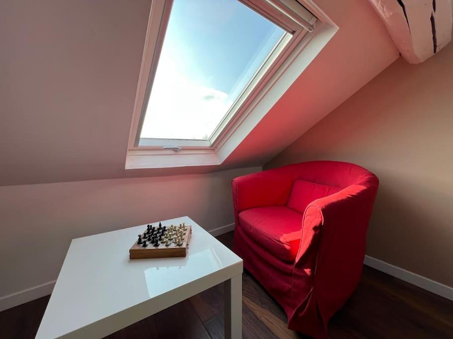 Bright Studio Apartment - Fontainebleau Luaran gambar